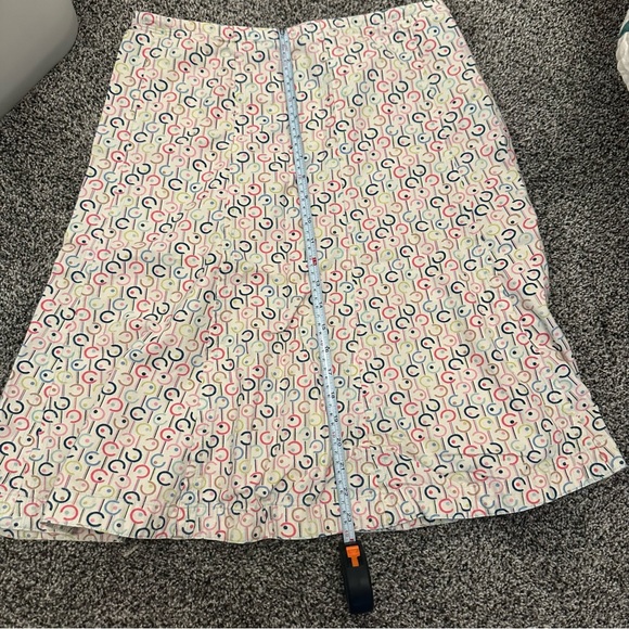 I.E. relaxed full skirt. Women’s 10. - Picture 4 of 6